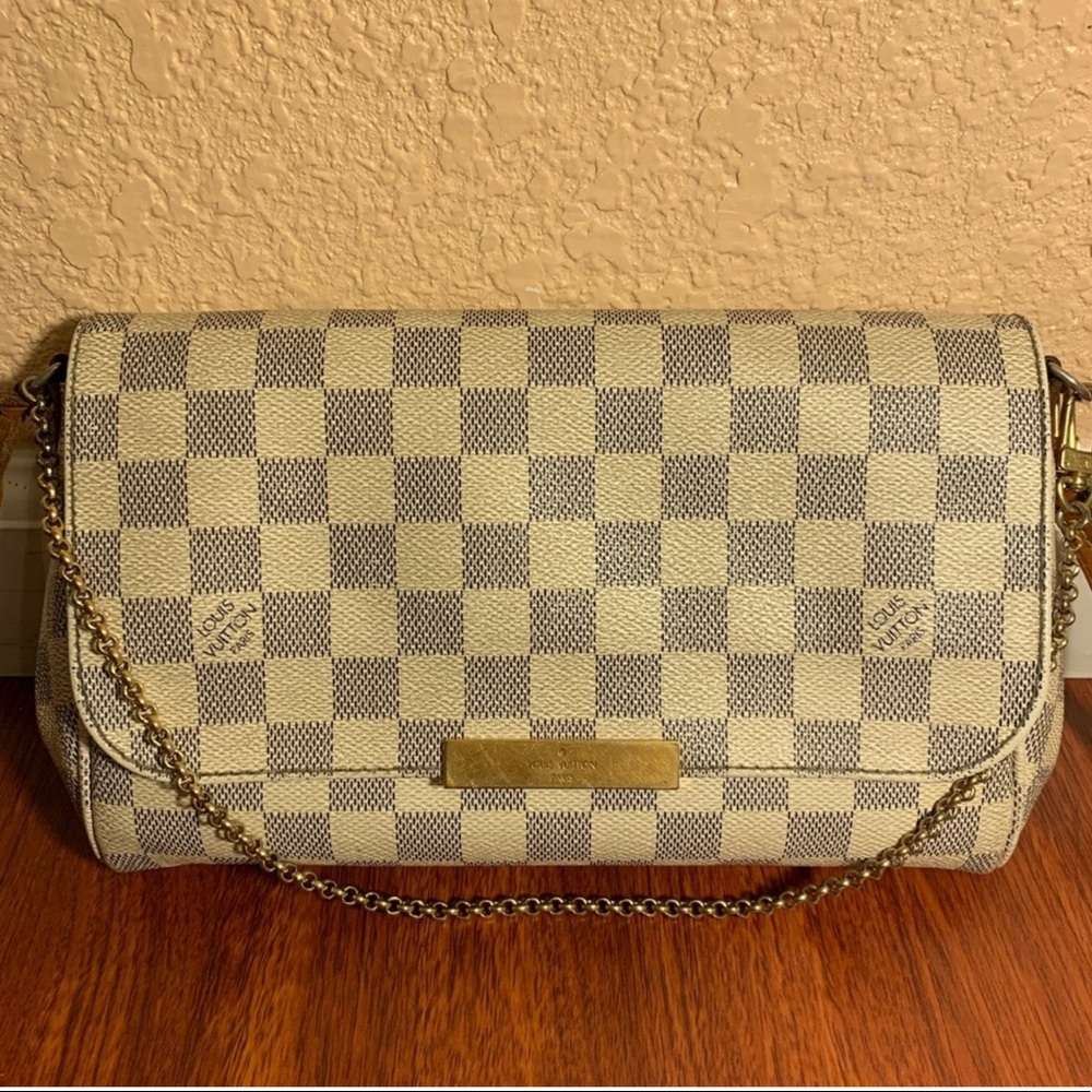 NOT AVAILABLE Louis Vuitton Favorite MM